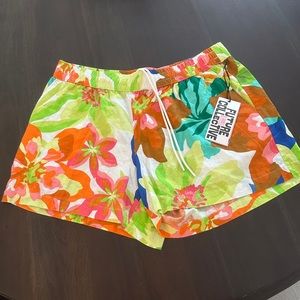 Future Collective shorts size L
